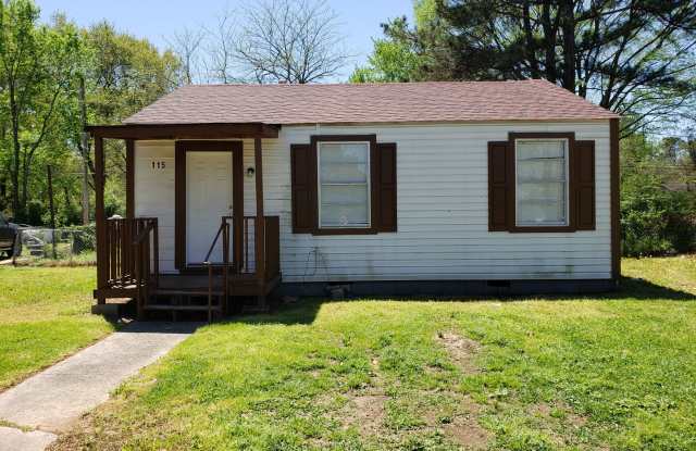 Central air and Heat - 115 North Avenue, Jacksonville, AR 72076
