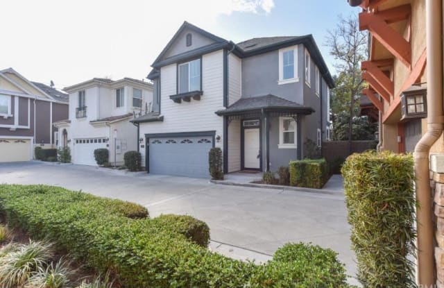 338 Flyers Lane - 338 Flyers Ln, Tustin, CA 92782