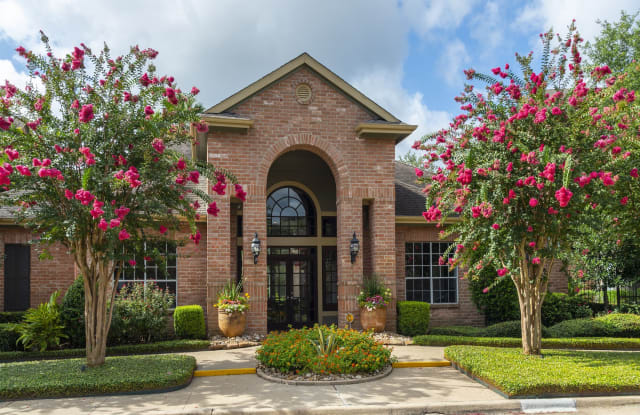 Breakers at Windmill Lakes photos photos