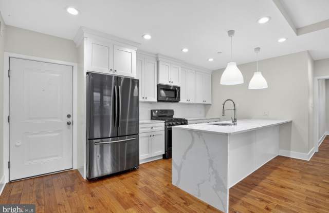 1420 E SUSQUEHANNA Avenue unit: C Gallery 3