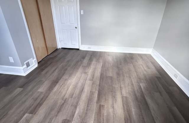 5819 Pemberton Street photos photos