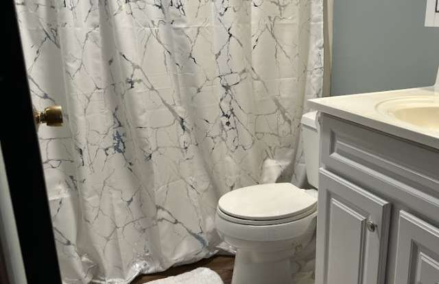 105 Wildwood Dr. photos photos