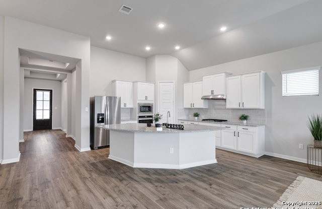 513 Foxbrook photos photos