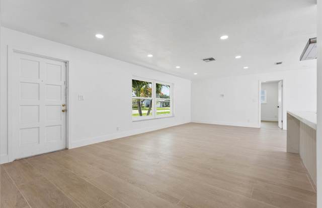 1540 NW 10th Street Gallery 4