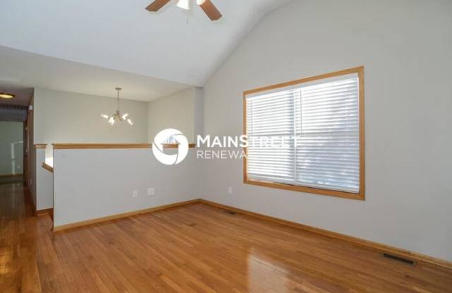 1222 Southwest Windcrest Court Gallery 3