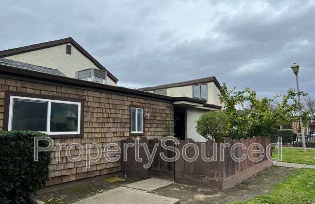 1414 Pajaro Ave photos photos