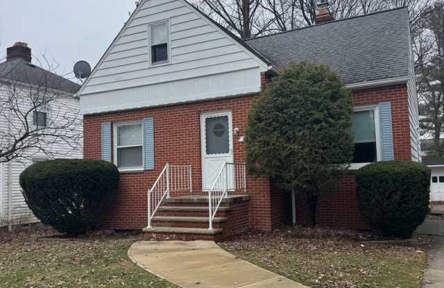 Beautiful Three Bedroom Home photos photos