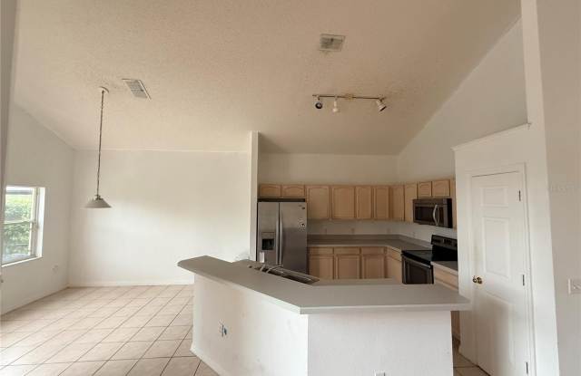 2918 BLOOMING ALAMANDA Loop Gallery 2