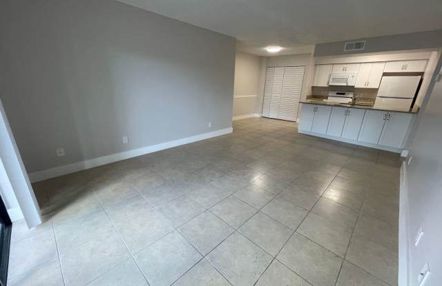 ANNUAL RENTAL - 2 BED / 2 BATH CONDO AT MYSTIC GARDENS photos photos