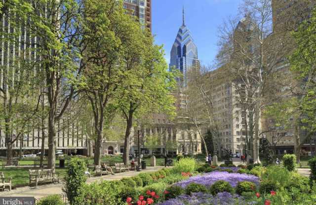 1903 SPRUCE Street Gallery 3