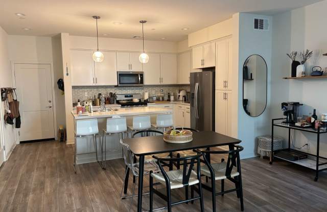 306 Farmhouse Drive photos photos