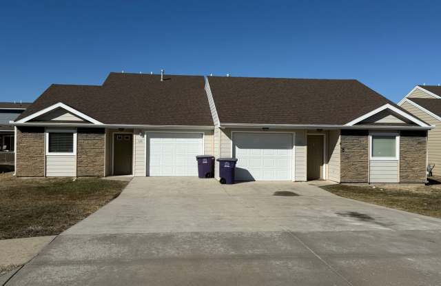 512 Grainfield St Manhattan, KS photos photos