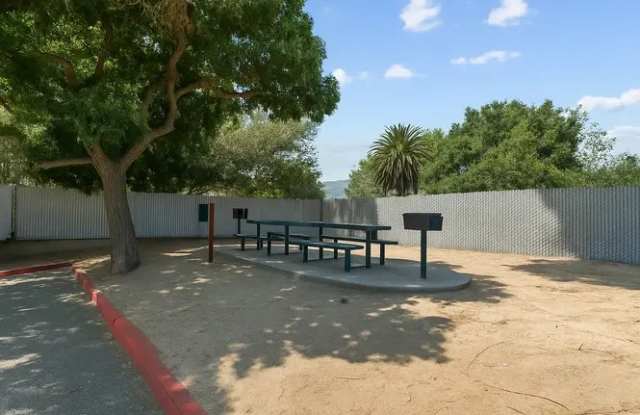 Ivy at Carrillo - 520 West Carrillo Street, Santa Barbara, CA 93101