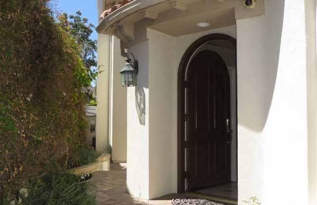6471 Frampton Circle Gallery 3