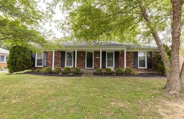 2901 Creekside Dr - 2901 Creekside Drive, Hickory Hill, KY 40241