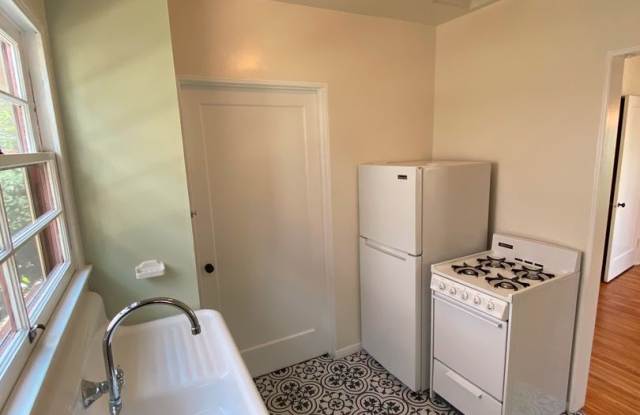 2216-2220A photos photos 2216-2220A photos photos