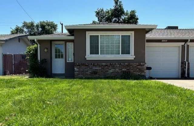 192 Globe Avenue photos photos