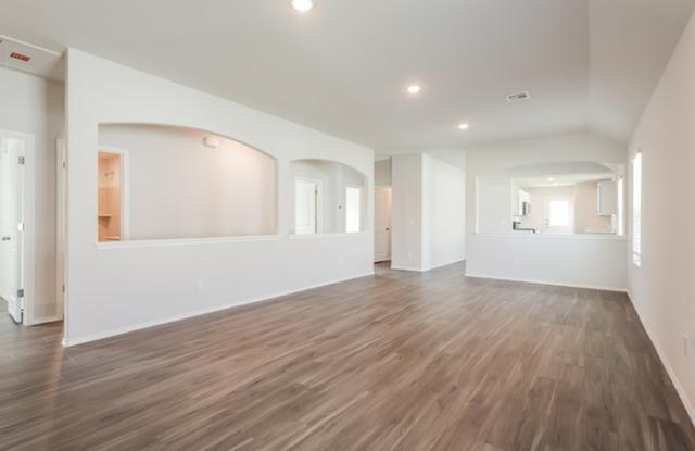 2512 Rosewood Ln Gallery 4