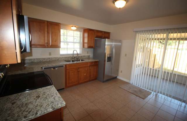 1805 Cloverlawn Ave, Orlando, FL 32806 Gallery 3