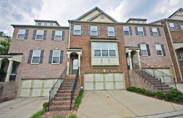 2106 Cobblestone Circle NE Gallery 2
