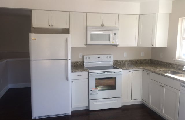 918 North Garfield Avenue - 918 North Garfield Avenue, Loveland, CO 80537