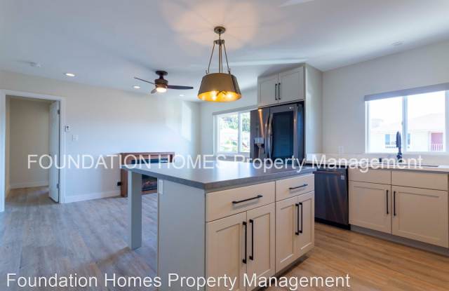 15 Mooring Rd. Gallery 3