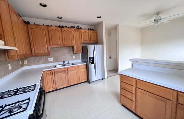 13205 FOX RIPPLE Lane Gallery 4