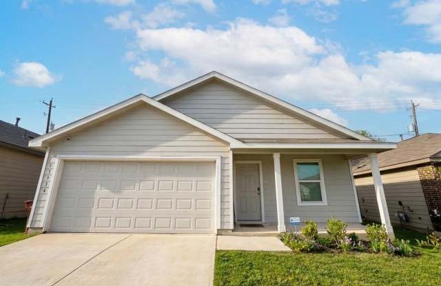 *COMING SOON* Pool, Playground & Plenty of Space! 3BR Home Available Soon! photos photos