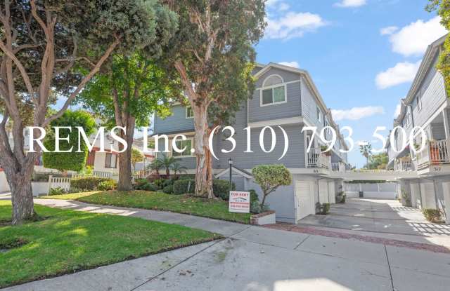 Spacious Townhome with Garage  Laundry in Great Location - 313 North Broadway, Redondo Beach, CA 90277