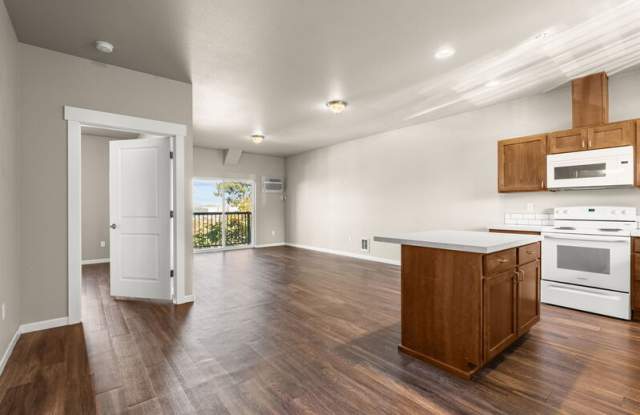 1709 East 7th Avenue - 7 Gallery 3