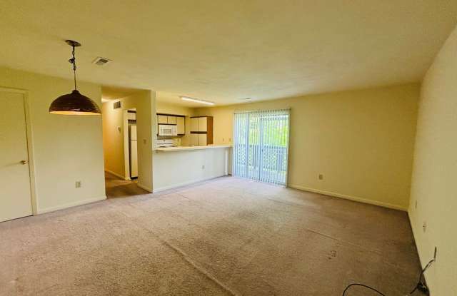 3 Bedroom 2 Bathroom Condo Gallery 3