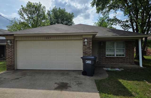 1007 N Parker Rd photos photos