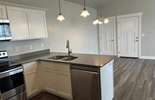 Beautiful 3-Bedroom, 2-Bathroom Condo for Rent in Lehi Gallery 4