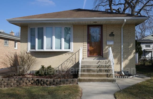 5245 S Nordica Ave - 5245 South Nordica Avenue, Chicago, IL 60638