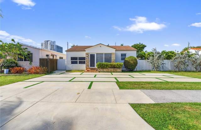 1639 Van Buren St photos photos 1639 Van Buren St photos photos