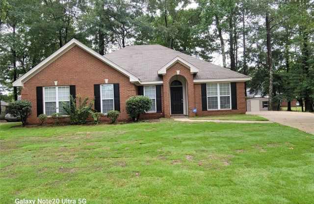 6404 DEERWOOD Place - 6404 Deerwood Place, Montgomery, AL 36117