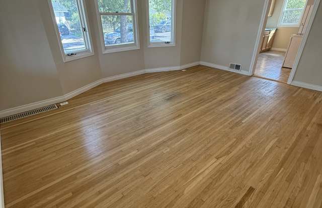 2526 1st Avenue North Gallery 1
