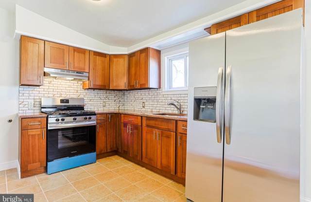 349 S SPRINGFIELD RD photos photos