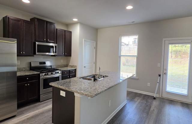 7373 Ledgestone Lane Gallery 2