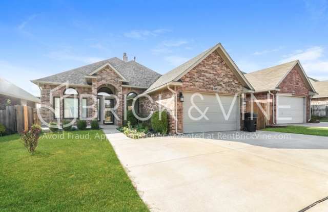 829 Elm Creek Drive photos photos
