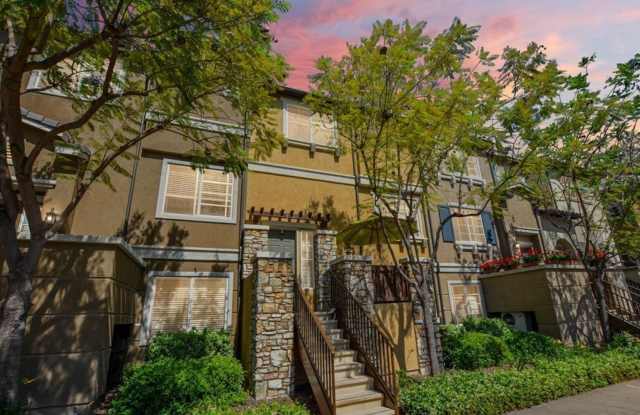 Beautiful 4 bedroom, 4 full bathroom home in the highly sought after community of Riverwalk Gallery 1