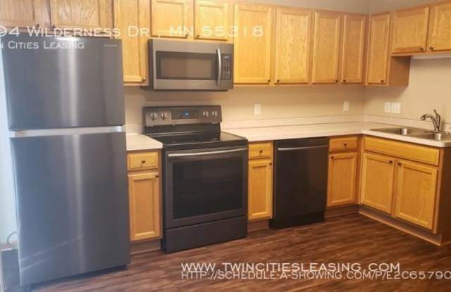 394 Wilderness Dr , MN 55318 Gallery 3
