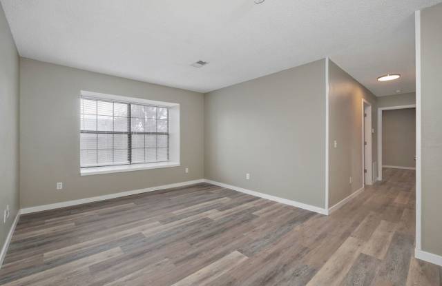 2 Bedroom 1 Bathroom Apartment for Rent - 932 New Buffalo Road, Lebanon, MO 65536 2 Bedroom 1 Bathroom Apartment for Rent - 932 New Buffalo Road, Lebanon, MO 65536