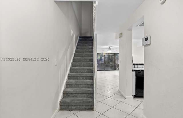 4241 SW 71st Way Gallery 3