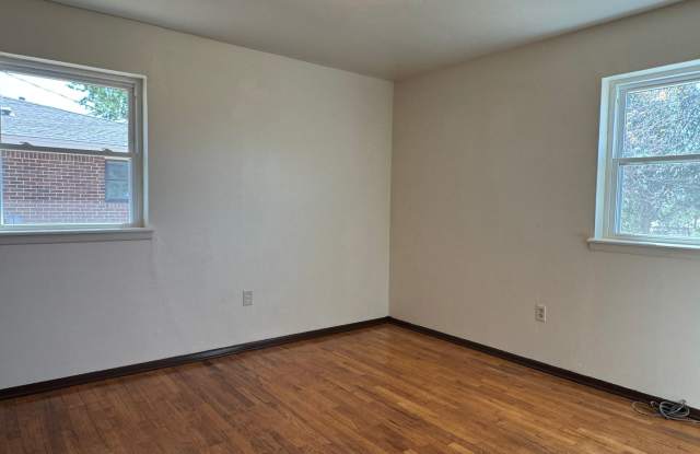 84 SW 45th- COMING SOON! Gallery 4