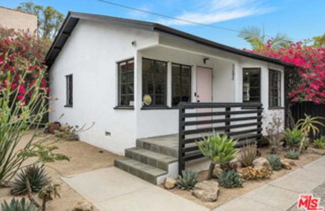 1242 South Sycamore Avenue photos photos