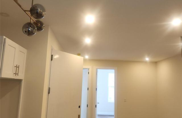 93 Elliott Avenue Gallery 2