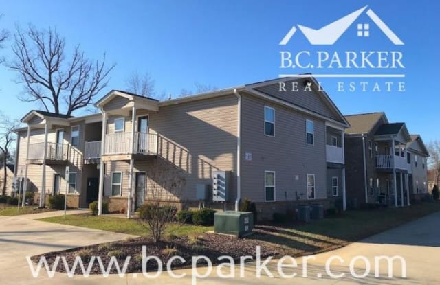 161 Salvet St. - 161 Salvet St, Burlington, NC 27215