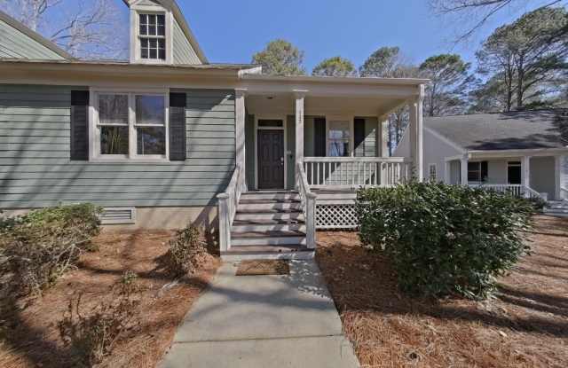 127 Woodcrest Drive - 127 Woodcrest Drive, Putnam County, GA 31024