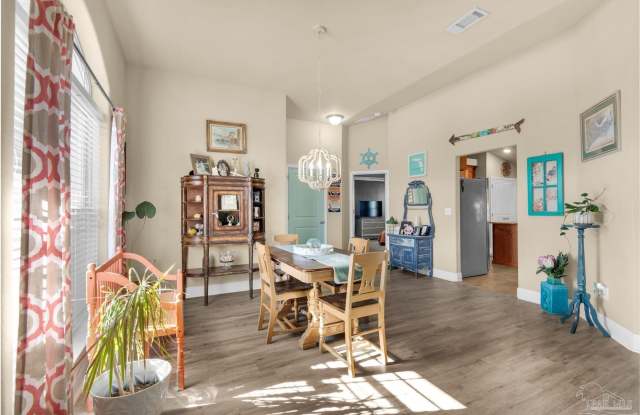 6165 Winchester Cir Gallery 4